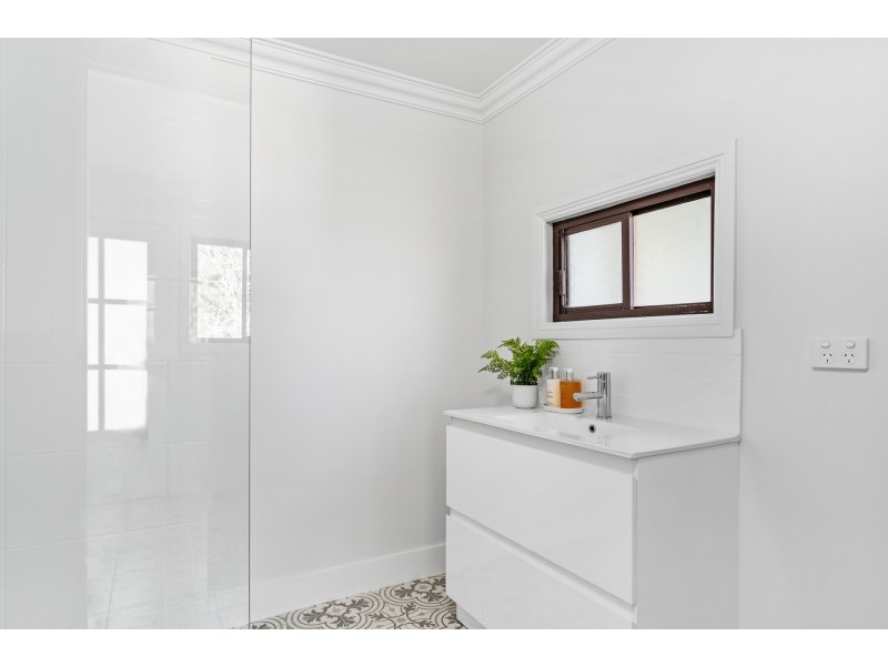 24 Carrington Street, Horseshoe Bend NSW 2320