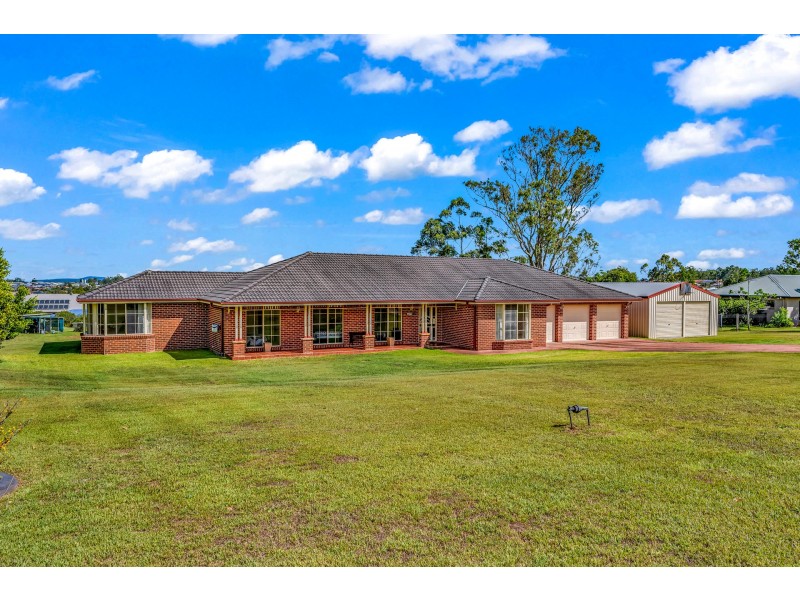 33 Tea Tree Avenue, Aberglasslyn NSW 2320