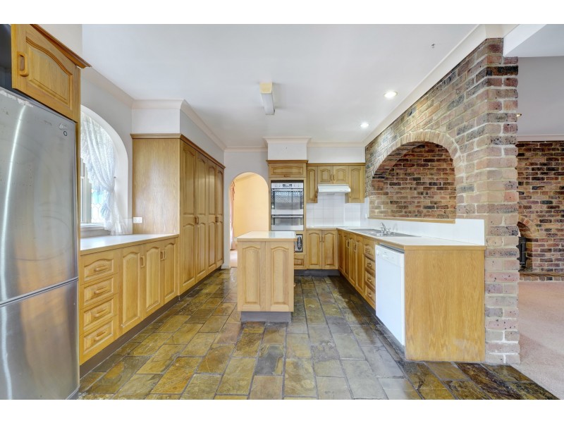 28 Mitchell Drive, East Maitland NSW 2323