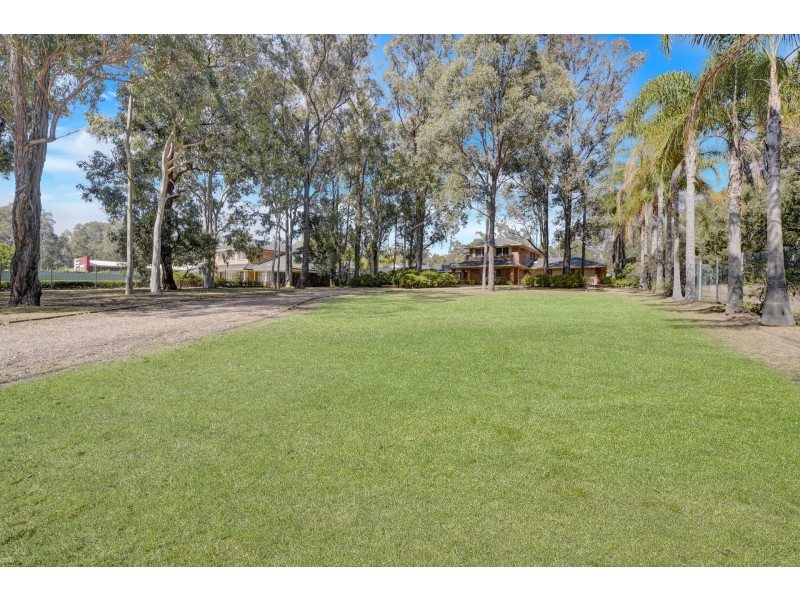 28 Mitchell Drive, East Maitland NSW 2323