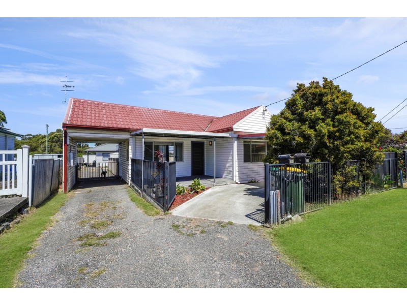 38 Sydney Street, Gateshead NSW 2290