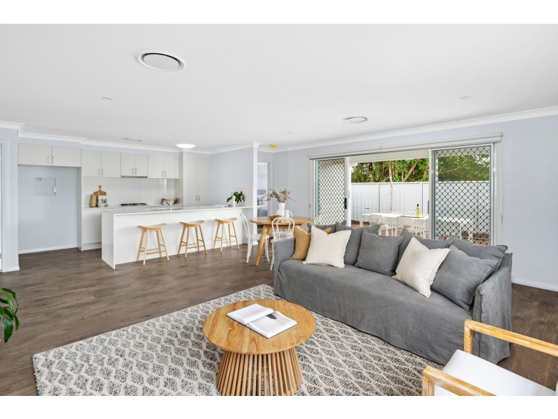 2/219 Morpeth Road, Raworth NSW 2321