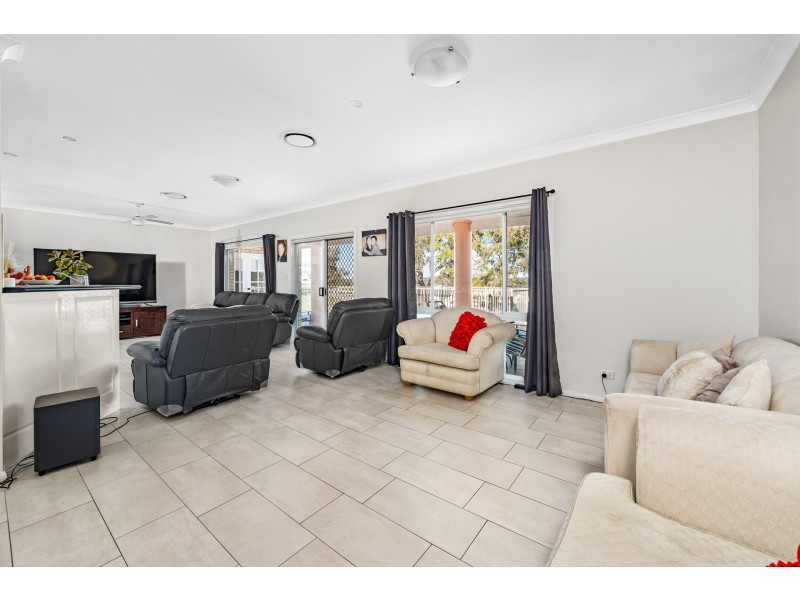 12 River Road, Windella NSW 2320