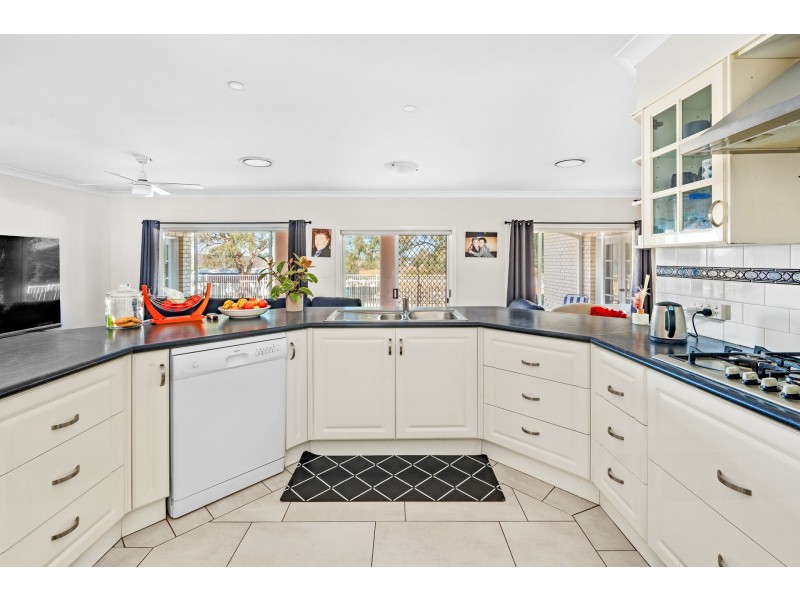 12 River Road, Windella NSW 2320