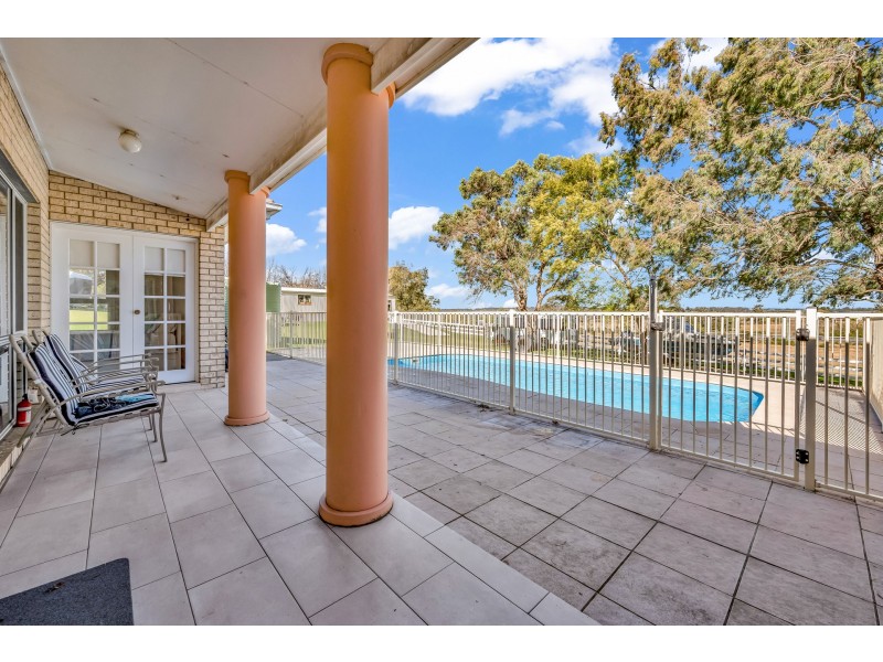 12 River Road, Windella NSW 2320