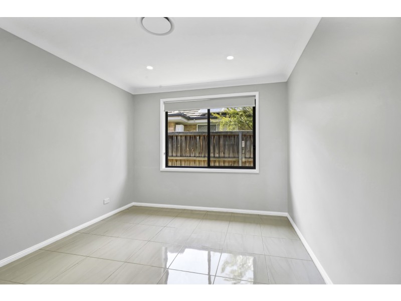 8 James Leslie Drive, Gillieston Heights NSW 2321