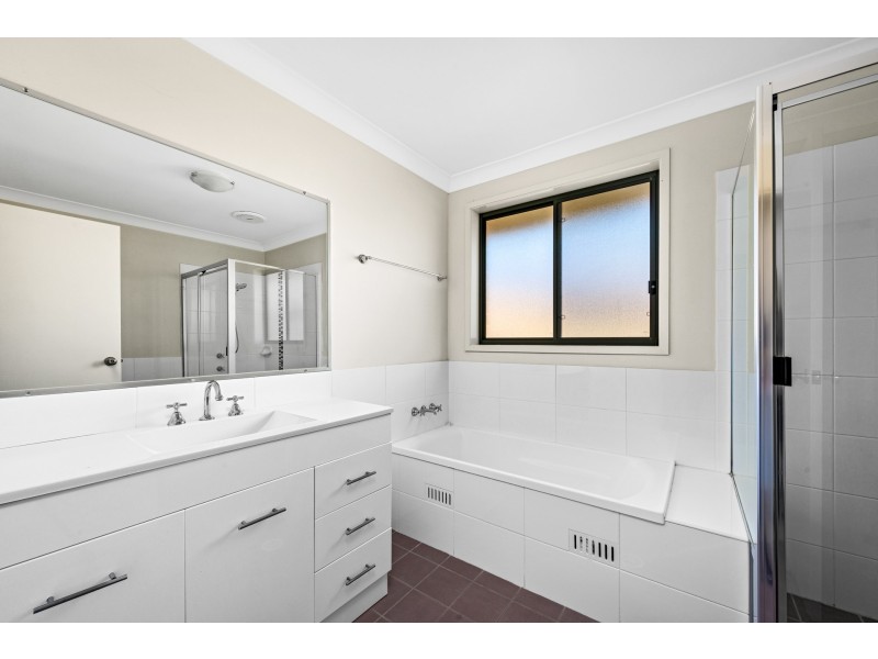 13 Fonda Avenue, Rutherford NSW 2320