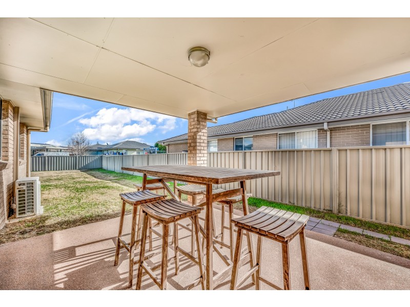 13 Fonda Avenue, Rutherford NSW 2320