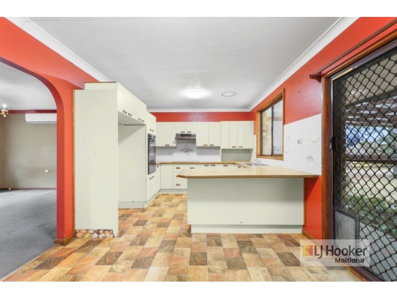 17 White Street, Greta NSW 2334