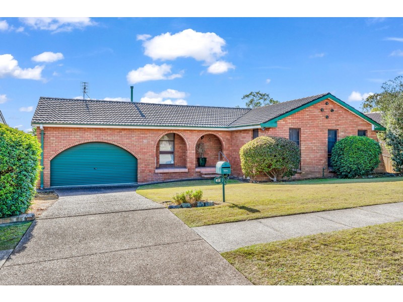 30 Chelmsford Drive, Metford NSW 2323