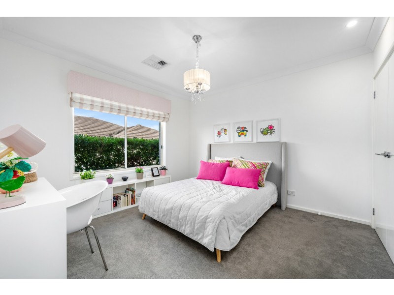8 Rennington Street, Thornton NSW 2322