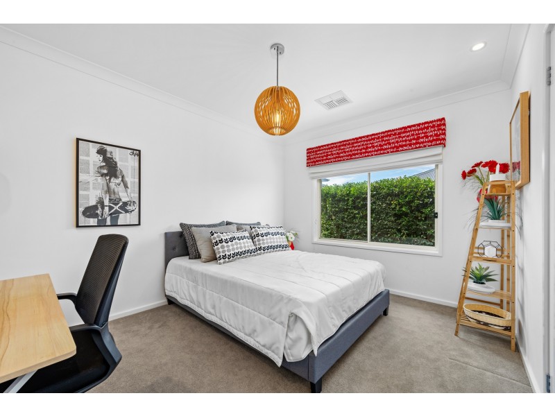 8 Rennington Street, Thornton NSW 2322