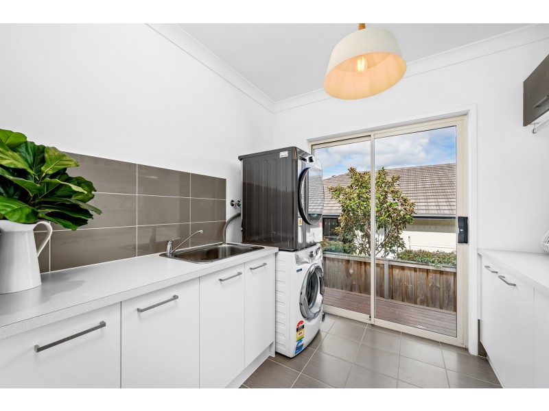 8 Rennington Street, Thornton NSW 2322