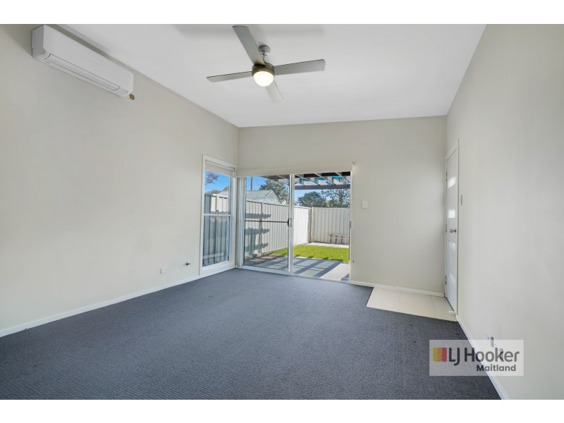 2/24 Carroll Avenue, Cessnock NSW 2325