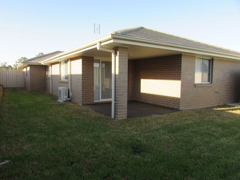 19 Croft Close, Thornton NSW 2322
