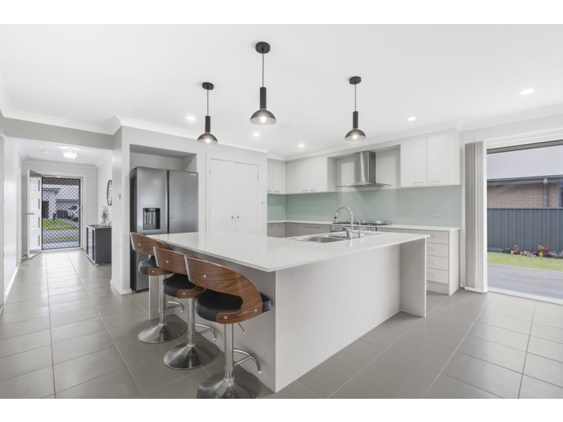 16 Cagney Road, Rutherford NSW 2320