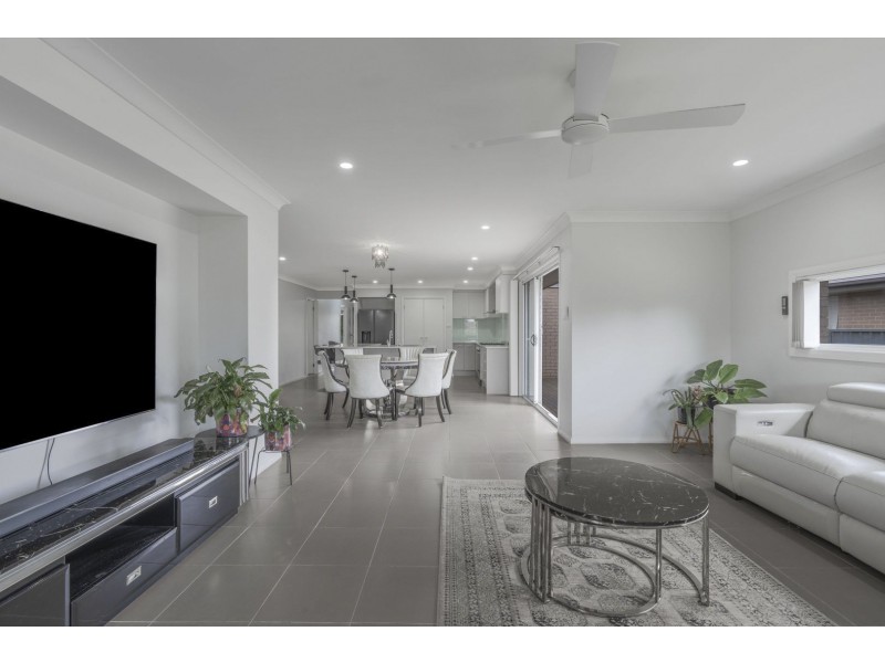 16 Cagney Road, Rutherford NSW 2320