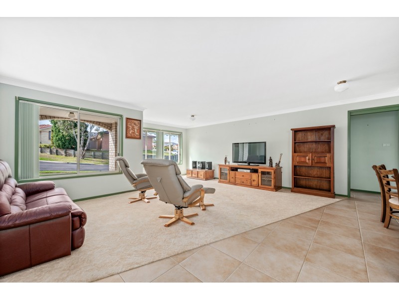 1 Jaeger Court, Cameron Park NSW 2285