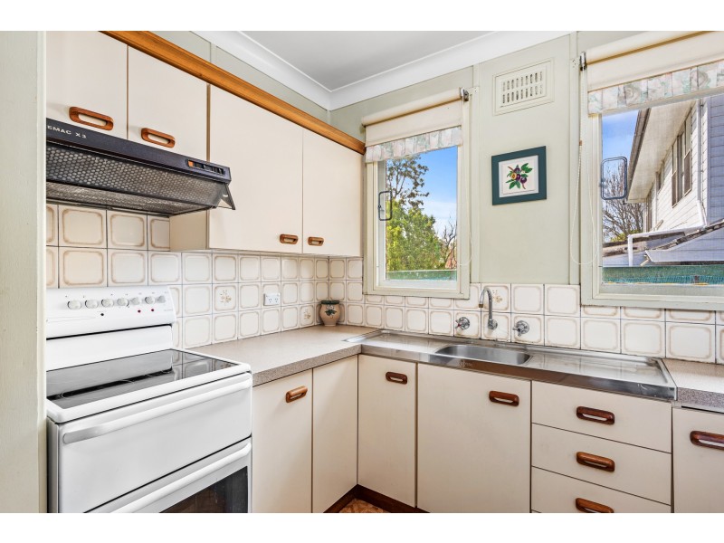 60 Alexandra Avenue, Rutherford NSW 2320