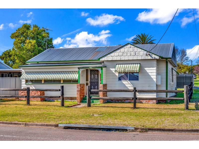 15 Nelson Street, Greta NSW 2334