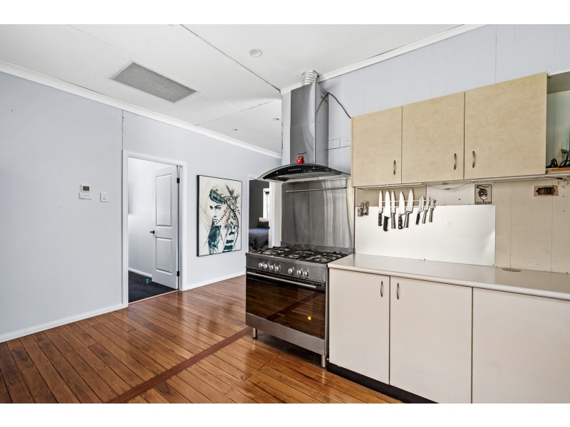 15 Nelson Street, Greta NSW 2334