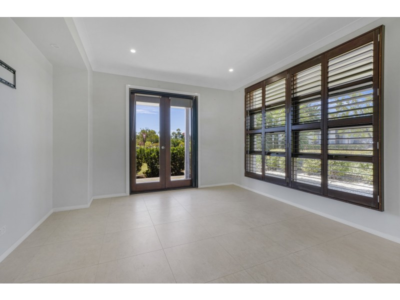 2 Waterside Close, Rutherford NSW 2320