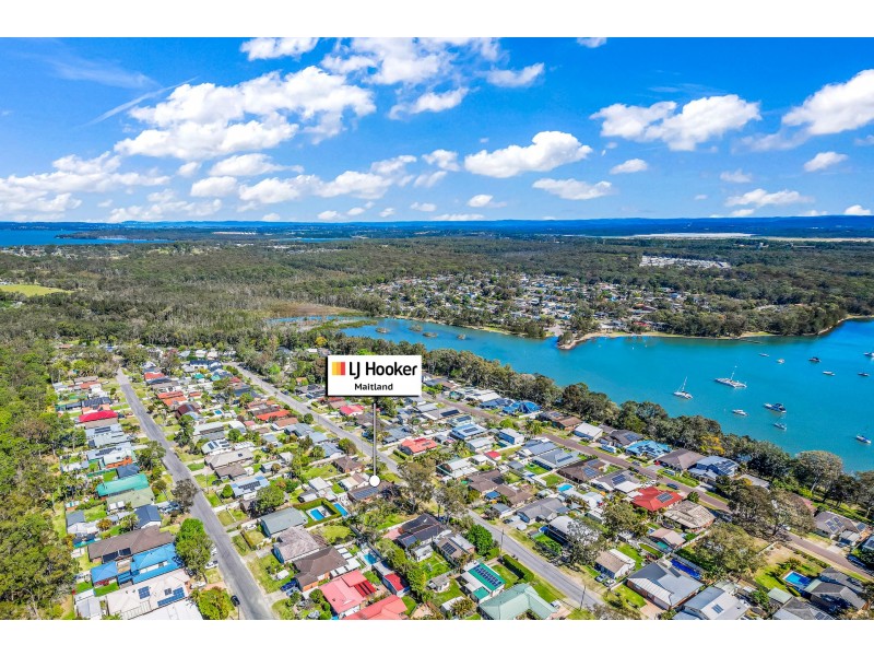 33 Tarwhine Avenue, Chain Valley Bay NSW 2259