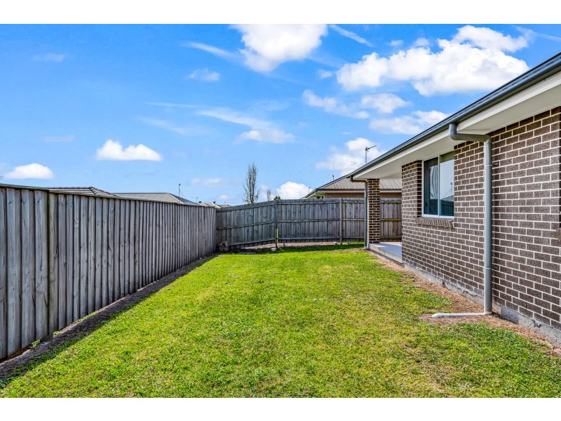 48 Wirraway Drive, Thornton NSW 2322