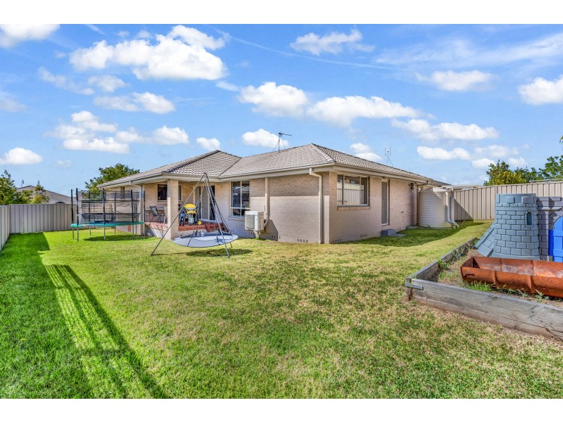 13 Macrae Street, East Maitland NSW 2323