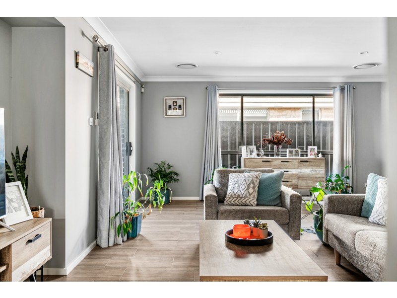 42 Grand Parade, Rutherford NSW 2320