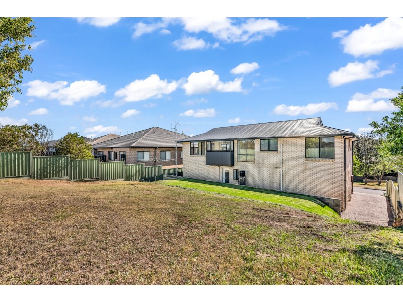 24 April Circuit, Bolwarra Heights NSW 2320