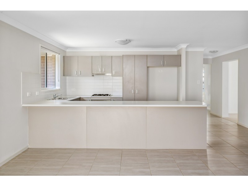 19 Croft Close, Thornton NSW 2322