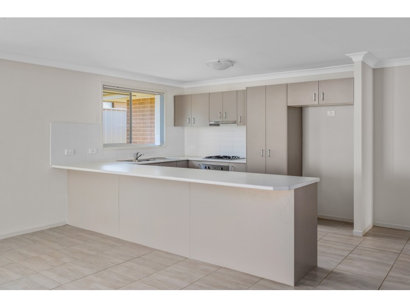 19 Croft Close, Thornton NSW 2322