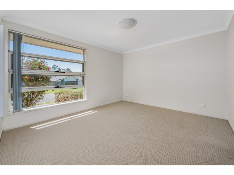 19 Croft Close, Thornton NSW 2322