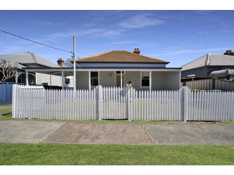 39 Lindesay Street, East Maitland NSW 2323