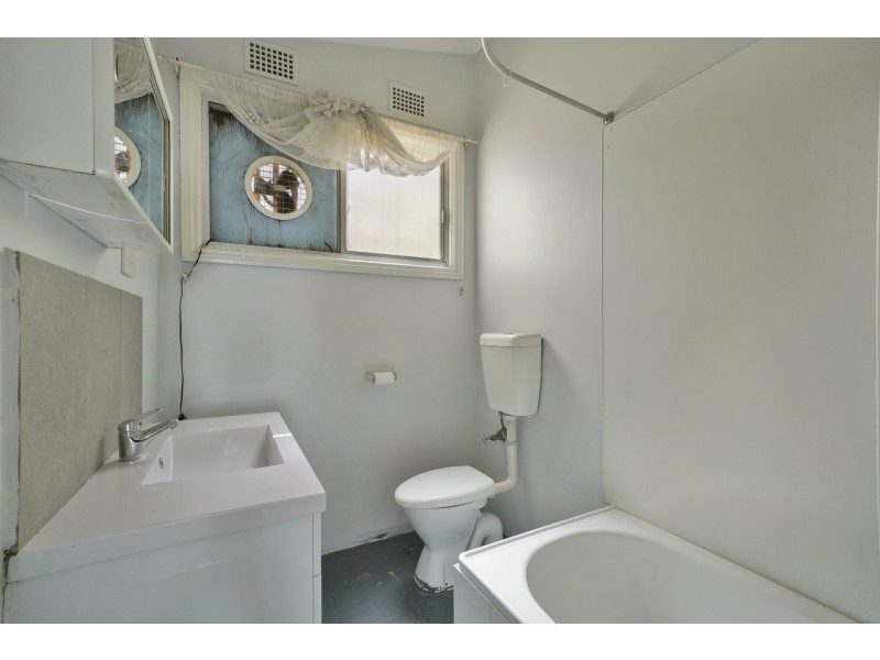 39 Lindesay Street, East Maitland NSW 2323