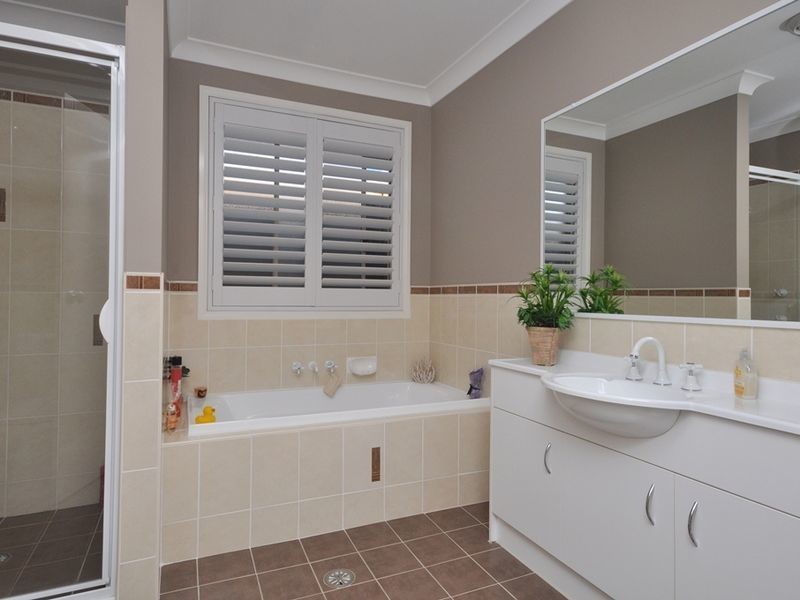 33 Saddlers Drive, Gillieston Heights NSW 2321