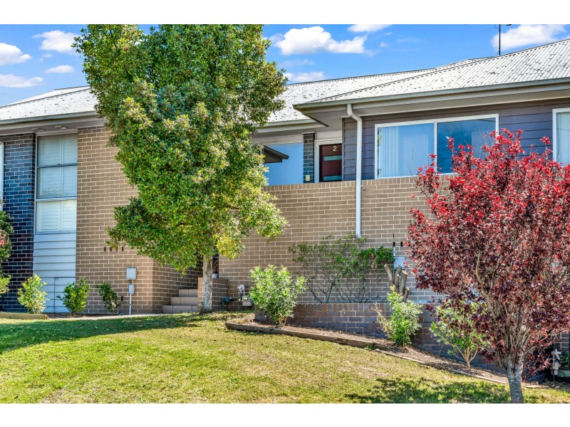2/4 Foster Street, Tenambit NSW 2323