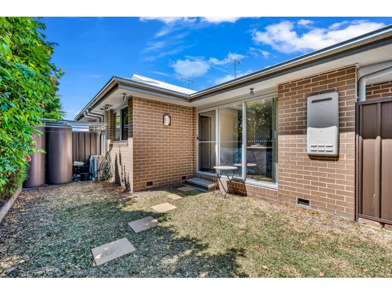 2/4 Foster Street, Tenambit NSW 2323