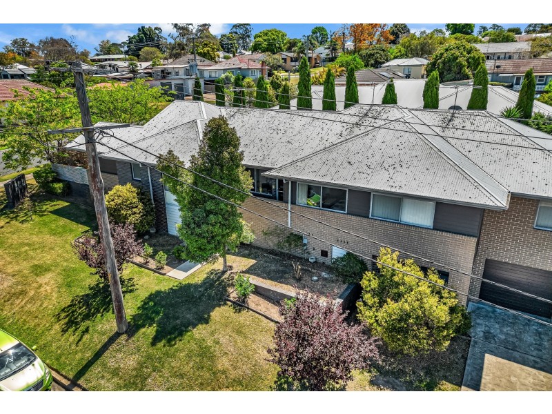 2/4 Foster Street, Tenambit NSW 2323