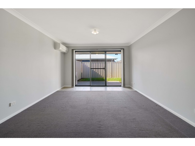 2/7A Waller Street, East Maitland NSW 2323