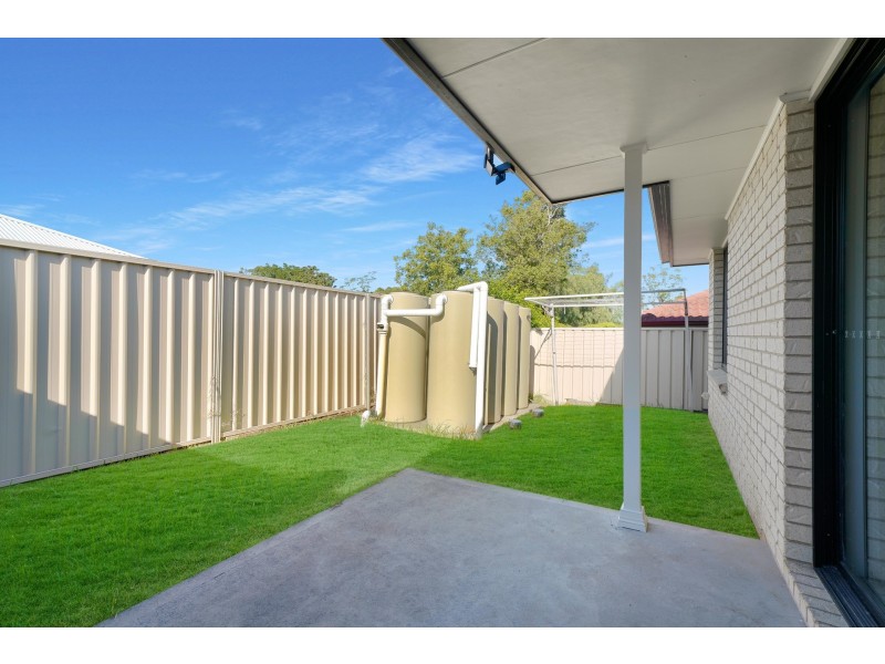 2/7A Waller Street, East Maitland NSW 2323