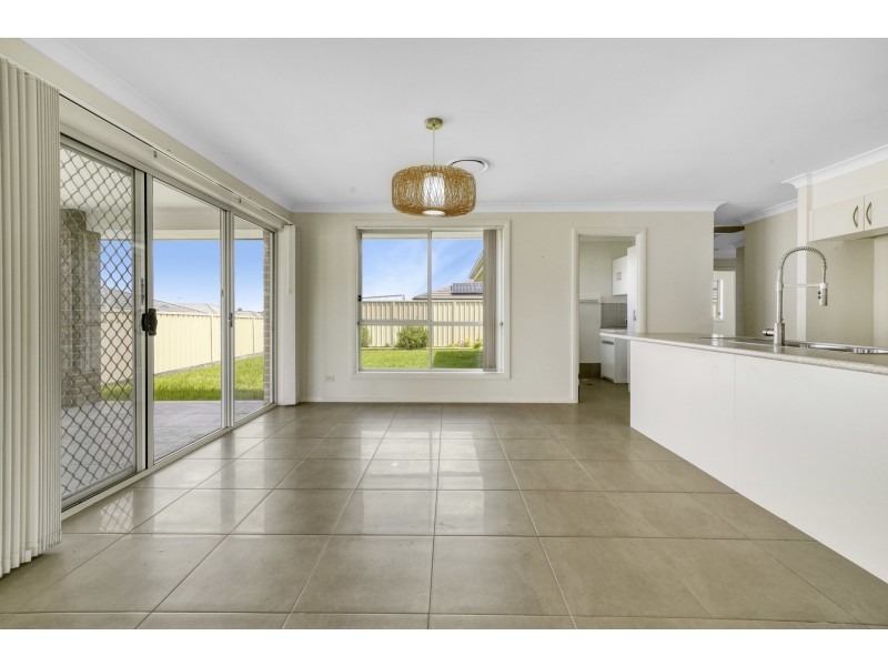 17 Portabello Crescent, Thornton NSW 2322