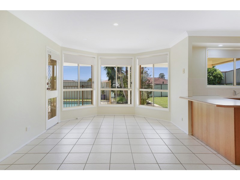 14 Carroll Avenue, Rutherford NSW 2320