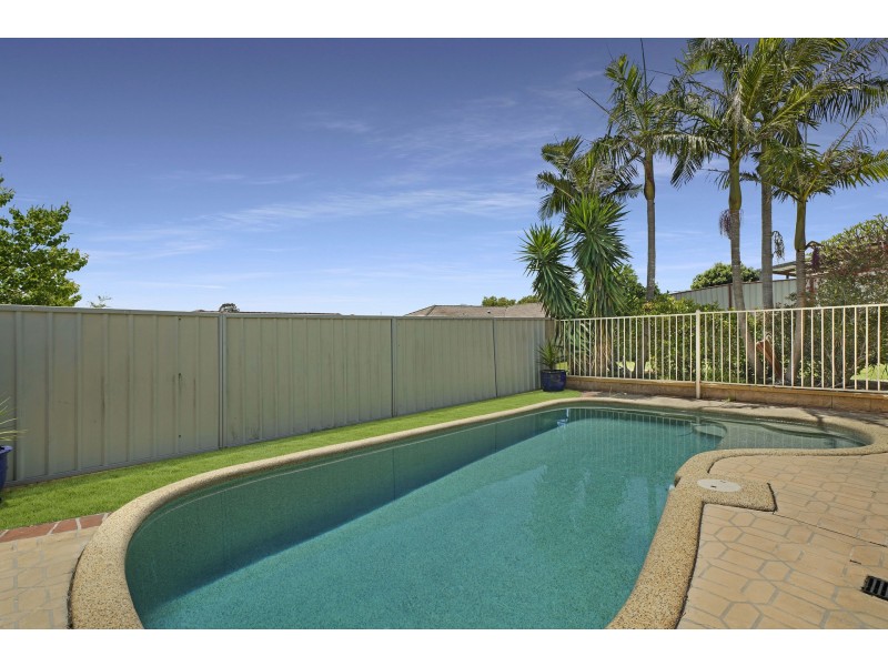 14 Carroll Avenue, Rutherford NSW 2320