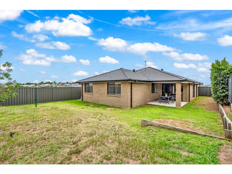 14 Acmena Street, Gillieston Heights NSW 2321
