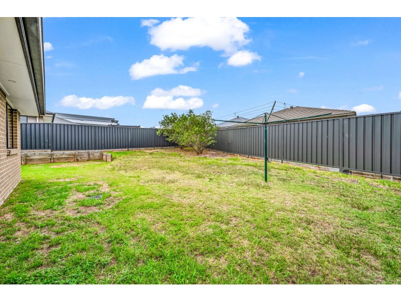 14 Acmena Street, Gillieston Heights NSW 2321