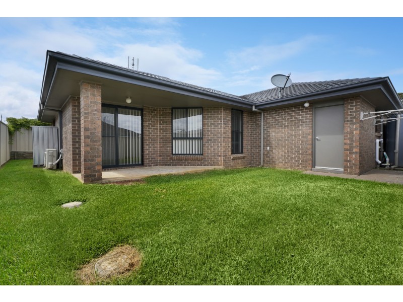 2/19 Anne Street, Heddon Greta NSW 2321
