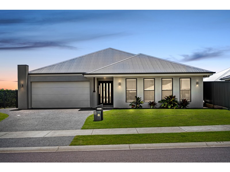 8 Pandanus Circuit, Bolwarra NSW 2320
