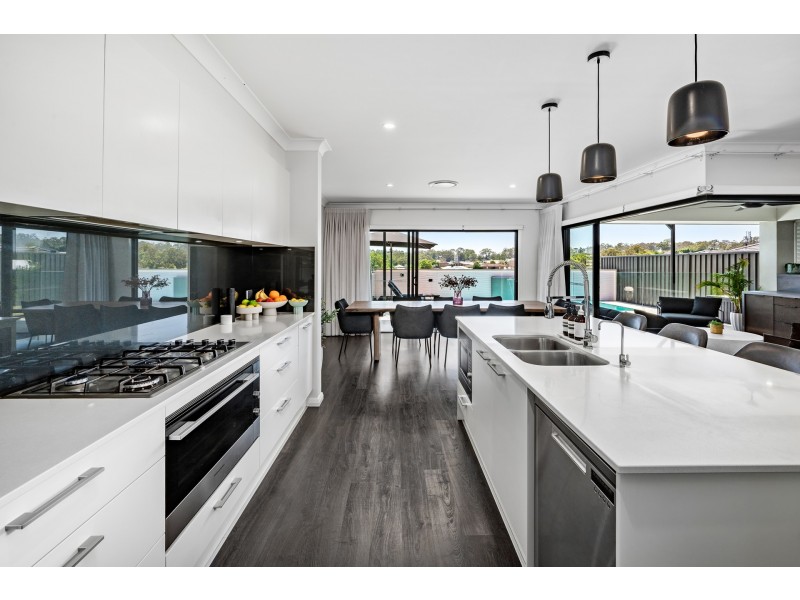 8 Pandanus Circuit, Bolwarra NSW 2320
